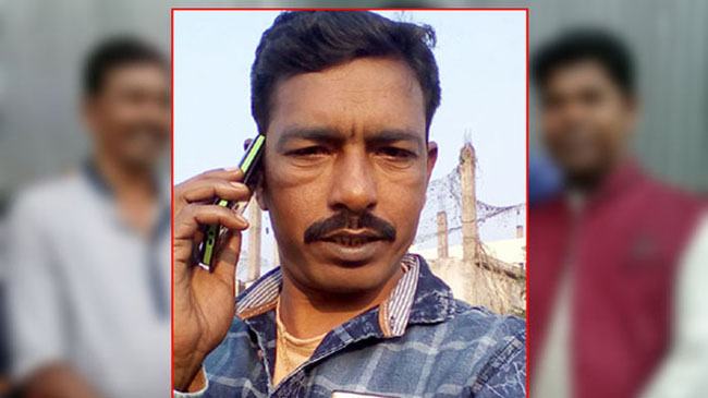 যুবলীগ নেতার ধর্ষণ আতংকে পালিয়ে বেড়াচ্ছে গৃহবধূ
