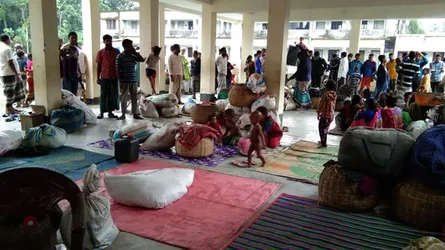 ঘূর্ণিঝড় বুলবুল : ভোলায় ঝূঁকিপূর্ণ ৪৩ চরের বাসিন্দারা নিরাপদে