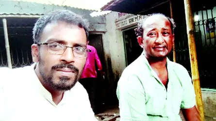 স্বাক্ষর সংগ্রহকারী  হুমায়ূন কবীর