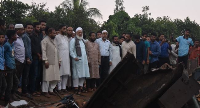 ট্রেন ‍দুর্ঘটনাস্থল পরিদর্শনে জামায়াতের নবনির্বাচিত আমীর ডা. শফিকুর