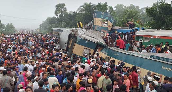 ট্রেন দুর্ঘটনা : সংঘর্ষের আগে কী ঘটেছিল?