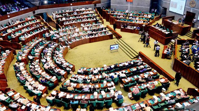 ‘পেঁয়াজের দাম বৃদ্ধিকারীদের মারা হোক সন্ত্রাসীদের মতো’