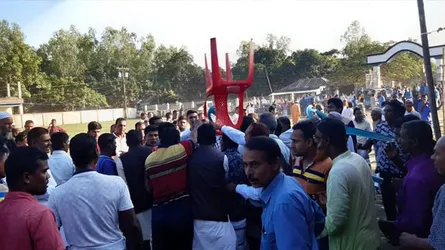 আওয়ামী লীগের কাউন্সিলে সংঘর্ষ, পুলিশের লাঠিচার্জ