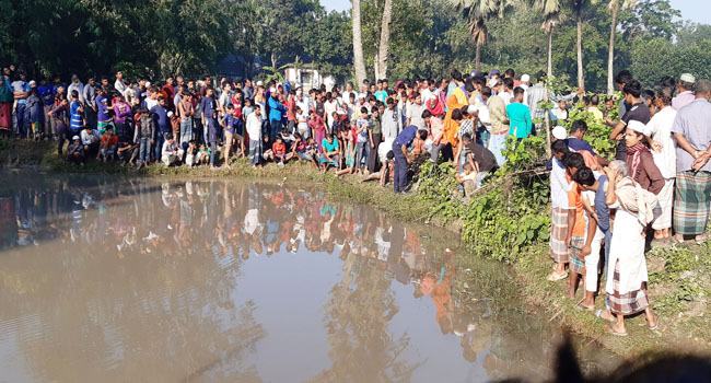 রাতে নিখোঁজ, সকালে মিললো হাত-পা বাঁধা লাশ