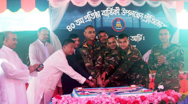 লক্ষ্মীছড়িতে সেনাবাহিনীর ২৬ ফিল্ড রেজিমেন্ট আর্টিলারির ৪০তম প্রতিষ্ঠাবার্ষিকী উদযাপন