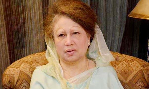 খালেদা জিয়ার বিরুদ্ধে জাতীয় পতাকা অবমাননা মামলার শুনানি ৪ ডিসেম্বর