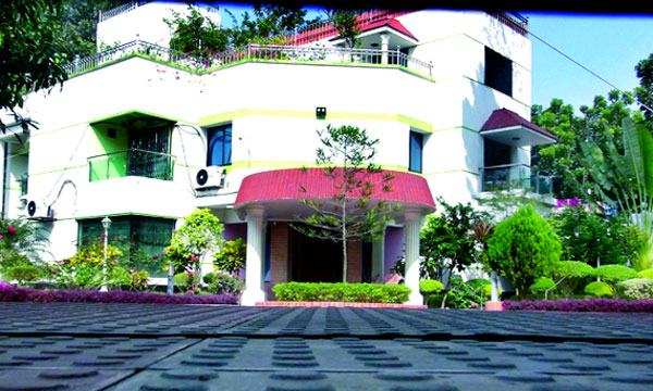দুদকের ক্রোক করা আবজাল-রুবিনার সম্পত্তি এখনো পরিবারের নিয়ন্ত্রণে বিক্রি হয়ে গেছে ৮ জাহাজ