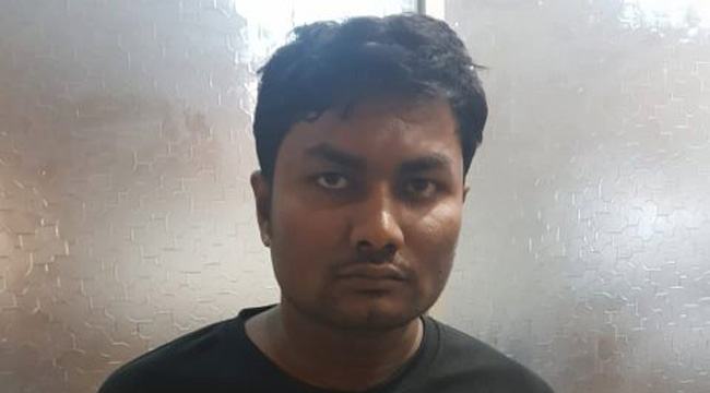 ব্যাংকে ফোন দিয়ে তদবির করে ‘ছাত্রলীগ সভাপতি’ আটক