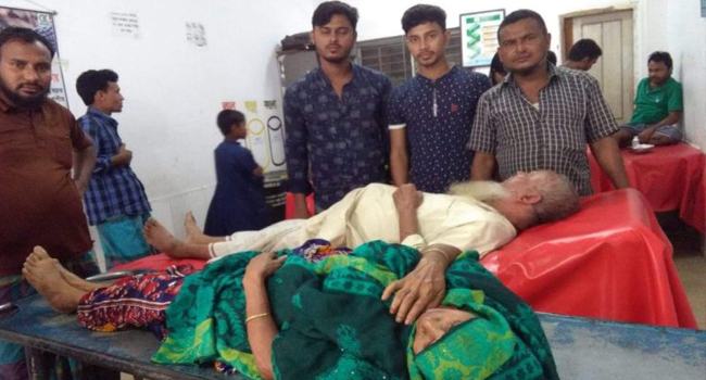 লক্ষ্মীপুরে বিয়ে বাড়ির গেট নিয়ে সংঘর্ষ আহত-৮