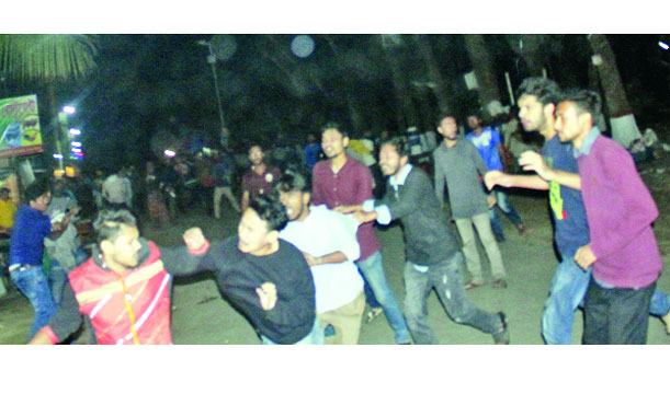 ইবিতে ছাত্রলীগের দুই গ্রুপের সংঘর্ষে আহত ১০