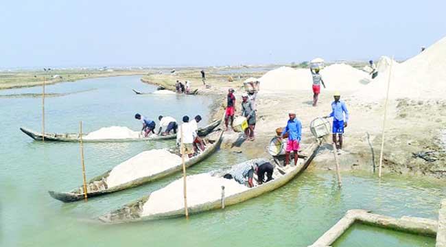 অবিক্রিত পড়ে আছে ৭ লাখ টন লবণ