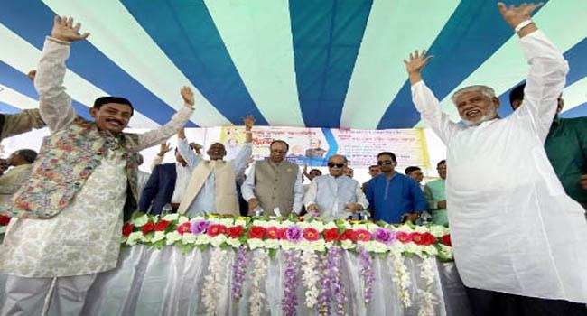 আ’লীগে অনুপ্রবেশকারী, সন্ত্রাসী মাদক ব্যবসায়ীর স্থান নেই : শিল্পমন্ত্রী