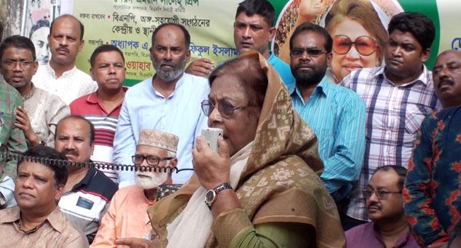 আন্দোলন করেই খালেদা জিয়াকে মুক্ত করবো : সেলিমা রহমান