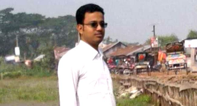 বিয়ের প্রলোভনে প্রবাসী বন্ধুর স্ত্রীকে ৩ বছর ধরে ধর্ষণ