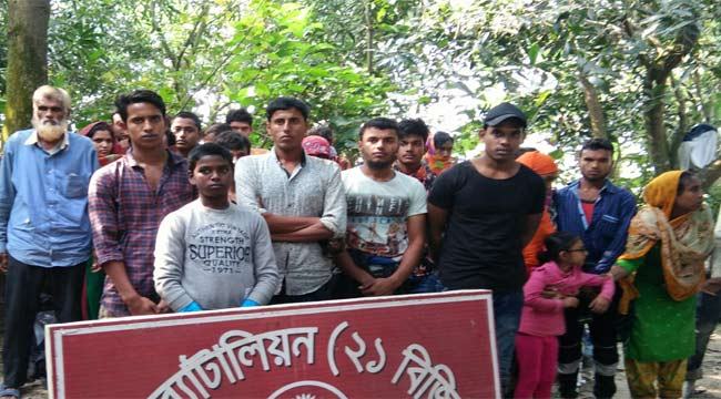 ভারত থেকে অনুপ্রবেশকালে বেনাপোলে আটক ৩২