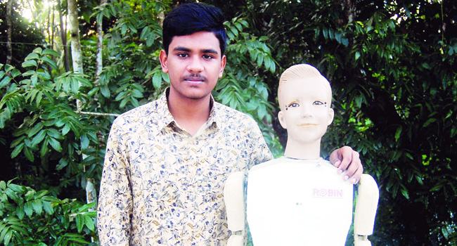 স্কুলছাত্রের বাংলায় কথা বলা রোবট আবিস্কার