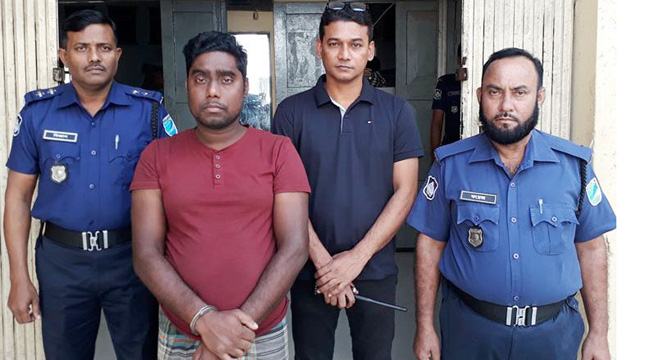 স্ত্রীর সাথে আপত্তিকর অবস্থায় দেখে রঞ্জিতকে খুন করেন ছানোয়ার