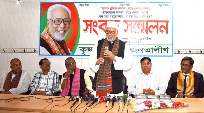 বর্তমান সরকার বৈধ নয় : কাদের সিদ্দিকী