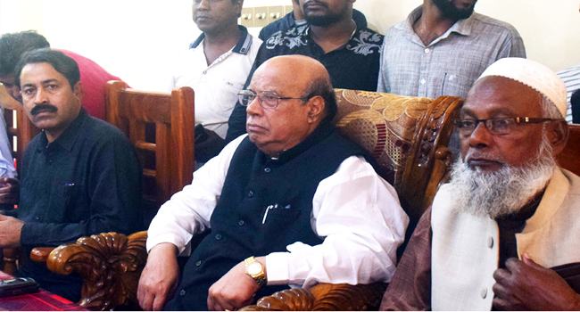 জনগণকে ঐক্যবদ্ধ করাই আগামী দিনের চ্যালেঞ্জ : নাসিম