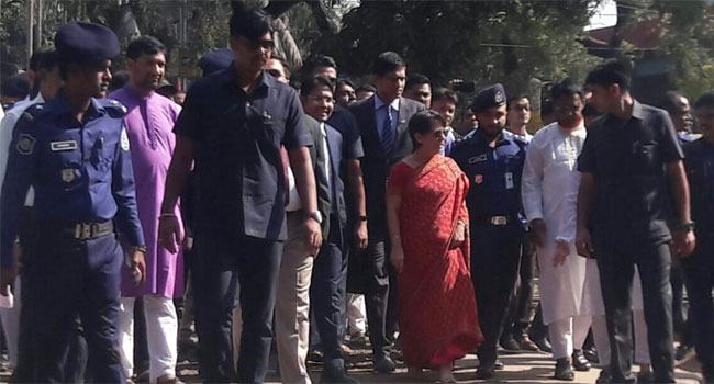 হিলি স্থলবন্দরে ব্যবসায়িক সুবিধা বাড়ানো হবে : ভারতীয় হাইকমিশনার