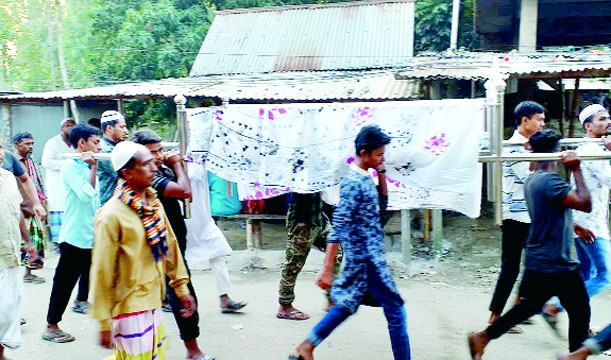 লাশে পচন ধরে, কবর দেয়ারও জায়গা পায় না স্বজনরা
