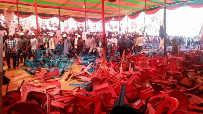 চট্টগ্রামে আ’লীগের সম্মেলনে মারামারি