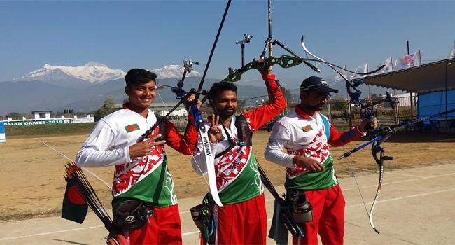 এবার বাংলাদেশকে আরচারিতে স্বর্ণপদক এনে দিলেন ছেলেরা