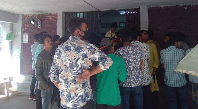 বহিরাগতদের নিয়ে ভি‌পির পদত্যাগ চাইল মু‌ক্তিযুদ্ধ মঞ্চ