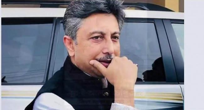 ‘চেয়ারটা চলে যাওয়ার পর মানুষ দূরের কথা আপনার বাড়িতে মাছিও যাবে না’