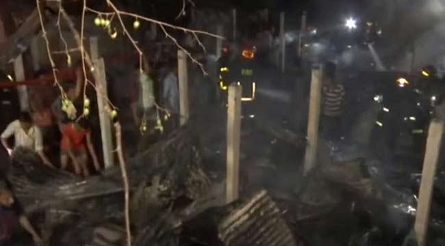 আগুনে পুড়ল রামপুরা বস্তি