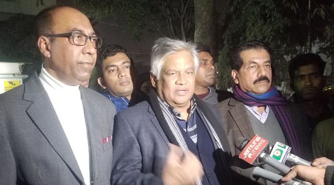 ডাকসুর ভিপির উপর হামলা মানে গণতন্ত্রের উপর হামলা : আমান