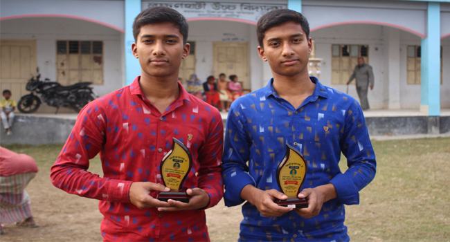 দুই জমজ ভাইয়ের জোড়ায় জোড়ায় সাফল্য