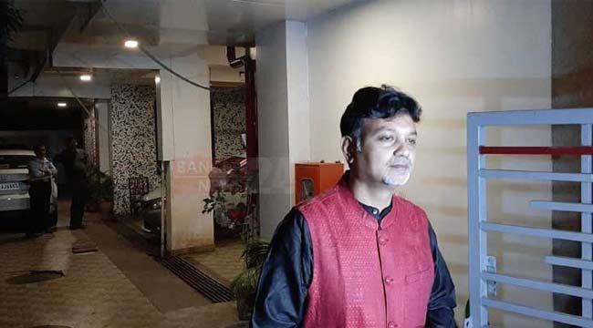 ড্রোন উড়িয়ে শুটিং করায় সৃজিতের জরিমানা
