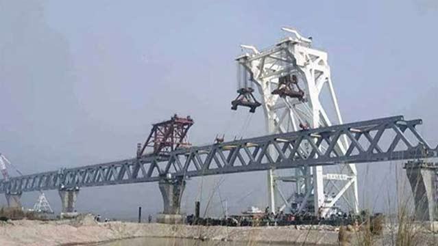 ২০তম স্প্যান বসল পদ্মা সেতুর