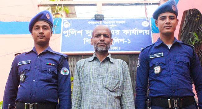 ১০ বছর আগে ‘মারা যাওয়া’ ব্যক্তিকে জীবিত উদ্ধার