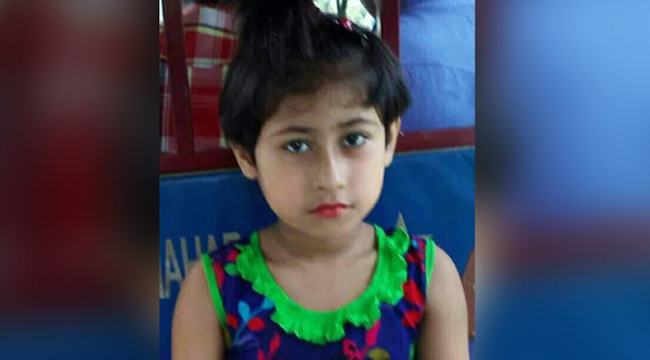 বাসের চাকায় প্রাণ গেল শিশু শারিকার