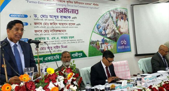 কৃষি বাজারে সুশাসন প্রতিষ্ঠা করতে হবে : কৃষি মন্ত্রী