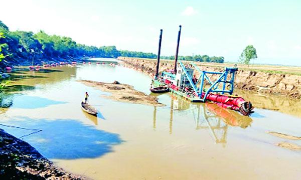 তাহিরপুরে নষ্ট হচ্ছে ফসলি জমি ও বসতি : হুমকিতে পরিবেশ