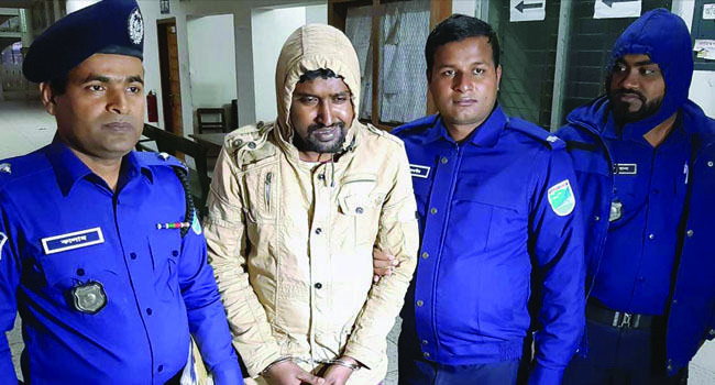 ‘বিয়ের চাপ দেয়ায় ভাবীকে, দেখে ফেলায় ভাতিজাকে হত্যা’