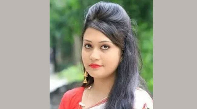 আদালতের অনুমতি নিয়ে পরীক্ষায় অংশ নিলেন মিন্নি