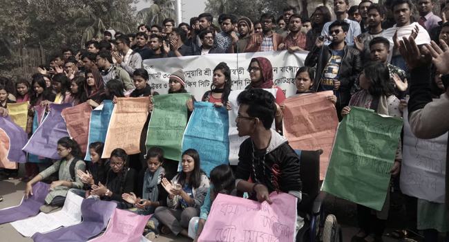 নির্বাচনের তারিখ পরিবর্তন না করলে লাগাতার অবস্থান