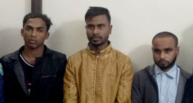 সিএনজি থেকে অপহরণ করে দুই বান্ধবীকে গণধর্ষণ