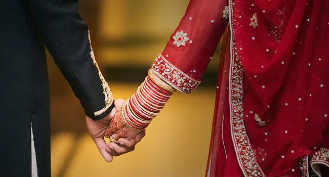 বিয়েতে বাম্পার অফার! শুধু 'বিশেষ' কাজটি করলেই প্রীতিভোজ ফ্রি!