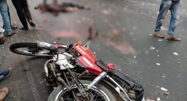মিরসরাইয়ে মোটরসাইকেল দুর্ঘটনায় বাবা-ছেলের মৃত্যু
