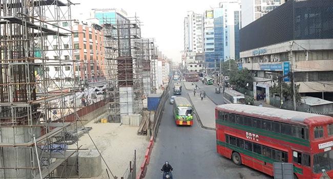 ঢিলেঢালাভাবে পালিত হচ্ছে বিএনপির হরতাল