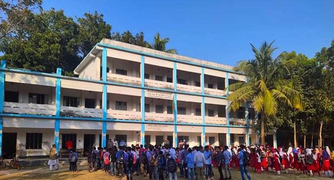 পিতার দান অস্বীকার পুত্রের!