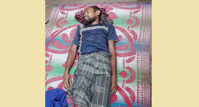 ছেলের লাঠির আঘাতে পিতার মৃত্যু
