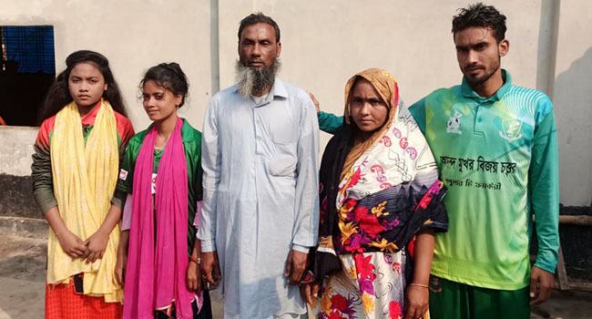 শরিফুলকে জাতীয় দলে দেখতে চান বাবা