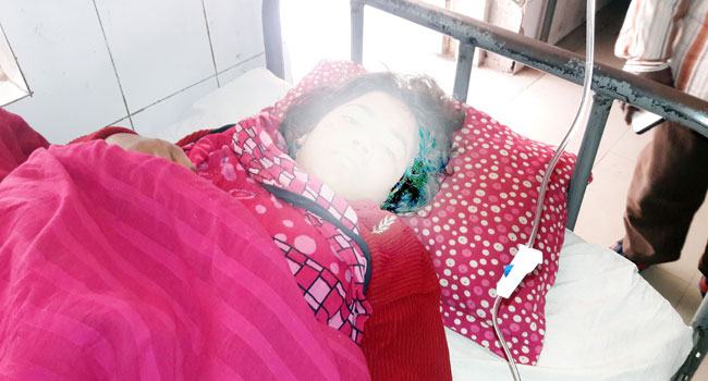 পতিতালয়ে যেতে অস্বীকার করায় নির্যাতন : অভিযোগ স্ত্রীর
