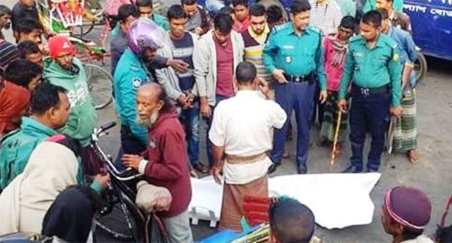 সিলেটে ট্রাকচাপায় রিকশাচালক নিহত